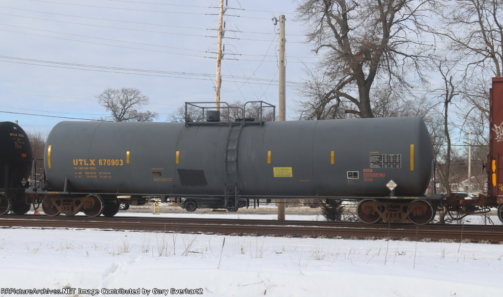 UTLX 670903 - Union Tank Car